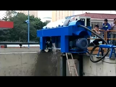 Separar sólidos ultrafinos com centrífugas decantadoras da série LW na indústria do petróleo e do gás